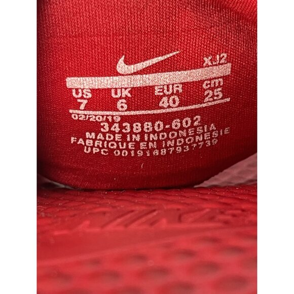 Nike Benassi JDI Red Gold Logo Slides Sandals Size US 7 EUR 40 - Picture 4 of 4